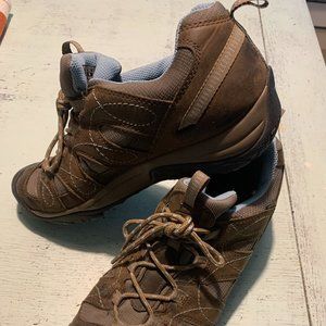Women's Keen's Brown Waterproof Shoe in size 10.5